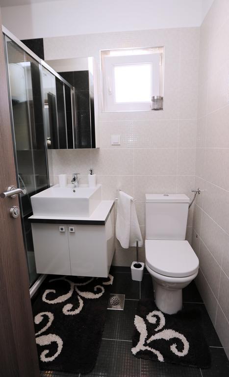 Apartament Catherine'S Garden Szybenik Pokój zdjęcie