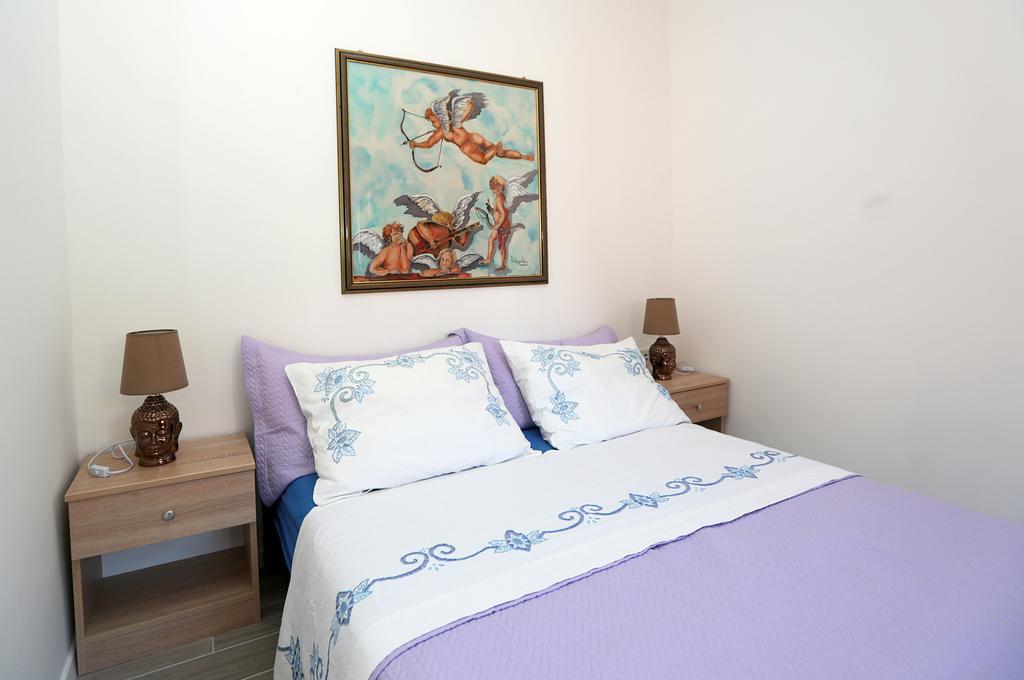 Apartament Catherine'S Garden Szybenik Pokój zdjęcie