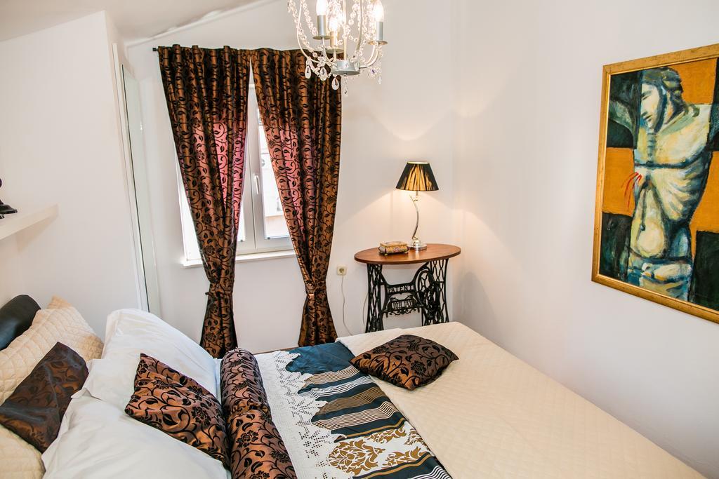 Apartament Catherine'S Garden Szybenik Pokój zdjęcie