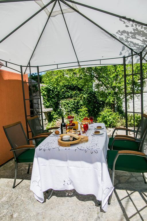 Apartament Catherine'S Garden Szybenik Pokój zdjęcie