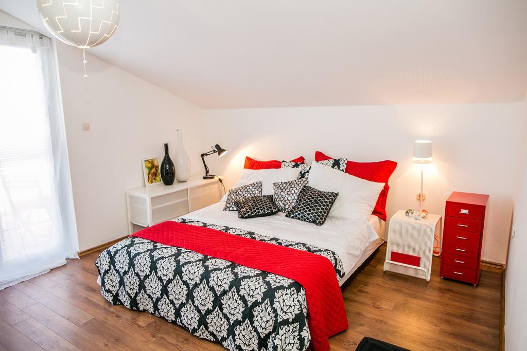 Apartament Catherine'S Garden Szybenik Pokój zdjęcie