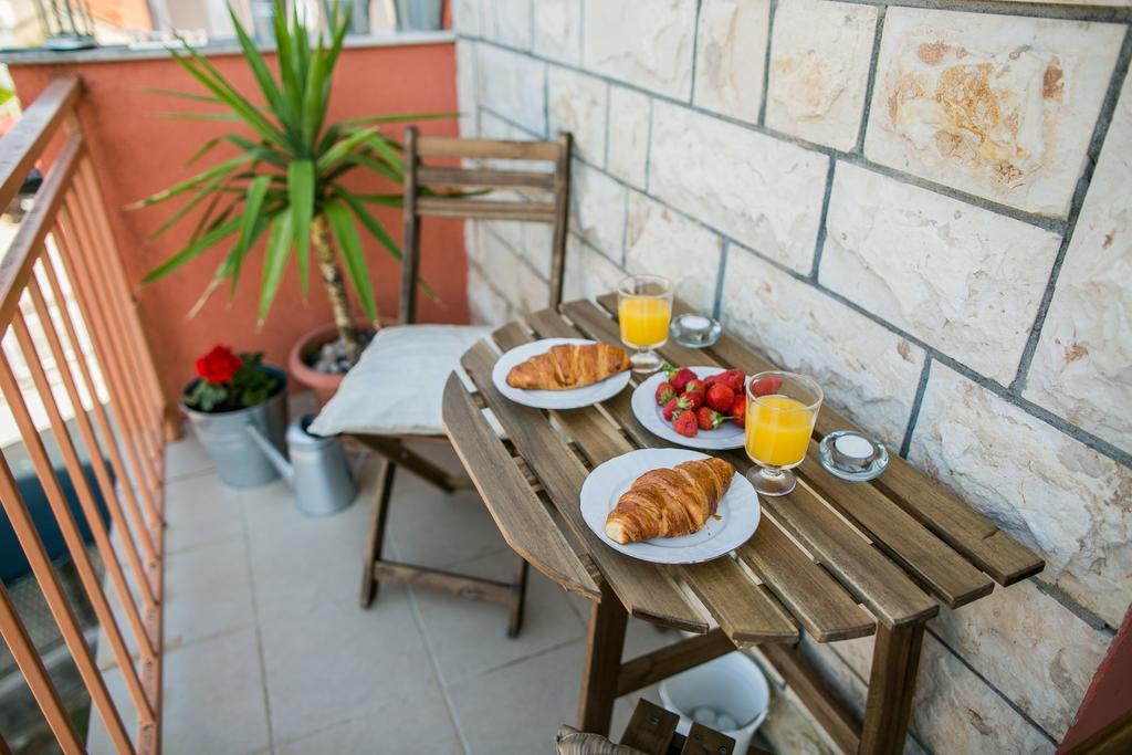 Apartament Catherine'S Garden Szybenik Pokój zdjęcie