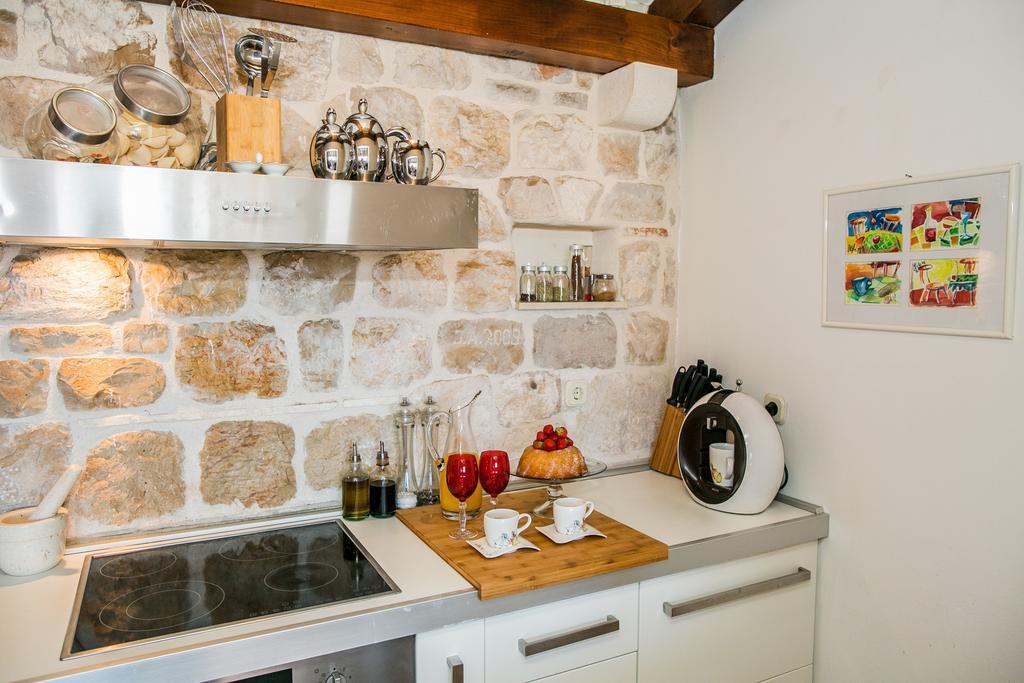 Apartament Catherine'S Garden Szybenik Pokój zdjęcie